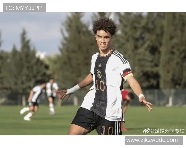 德国足球新星诺亚崛起 探索他的天赋与未来潜力 德国足球新星诺亚崛起 探索他的天赋与未来潜力